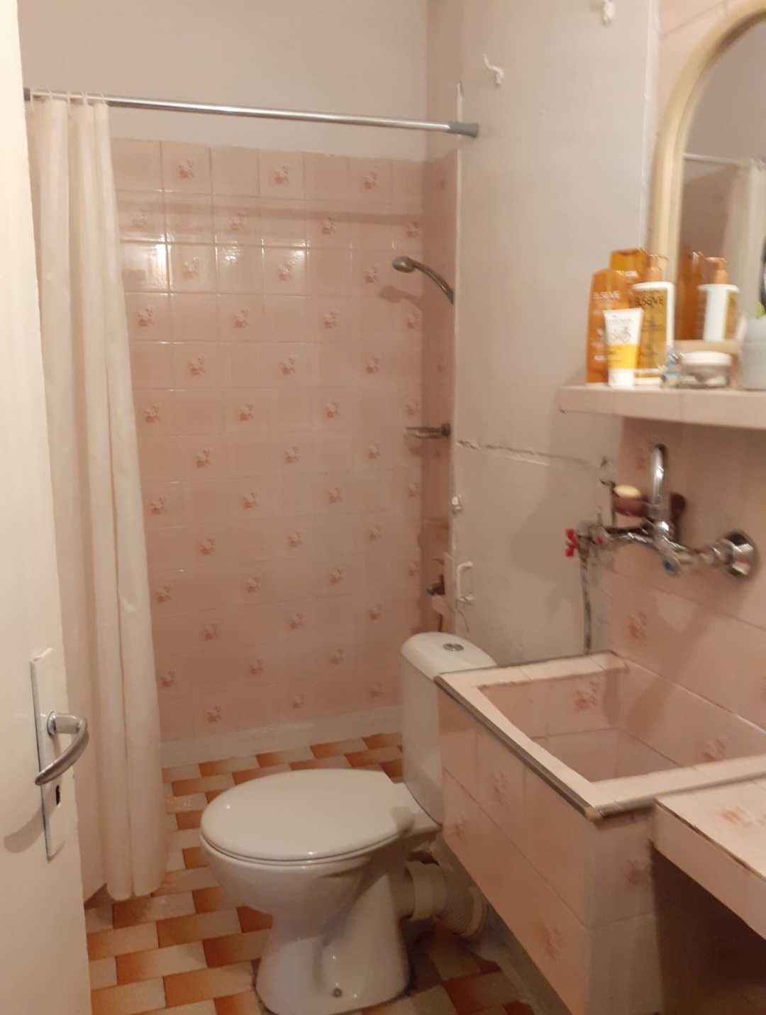 Двустаен апартамент. Собственик.