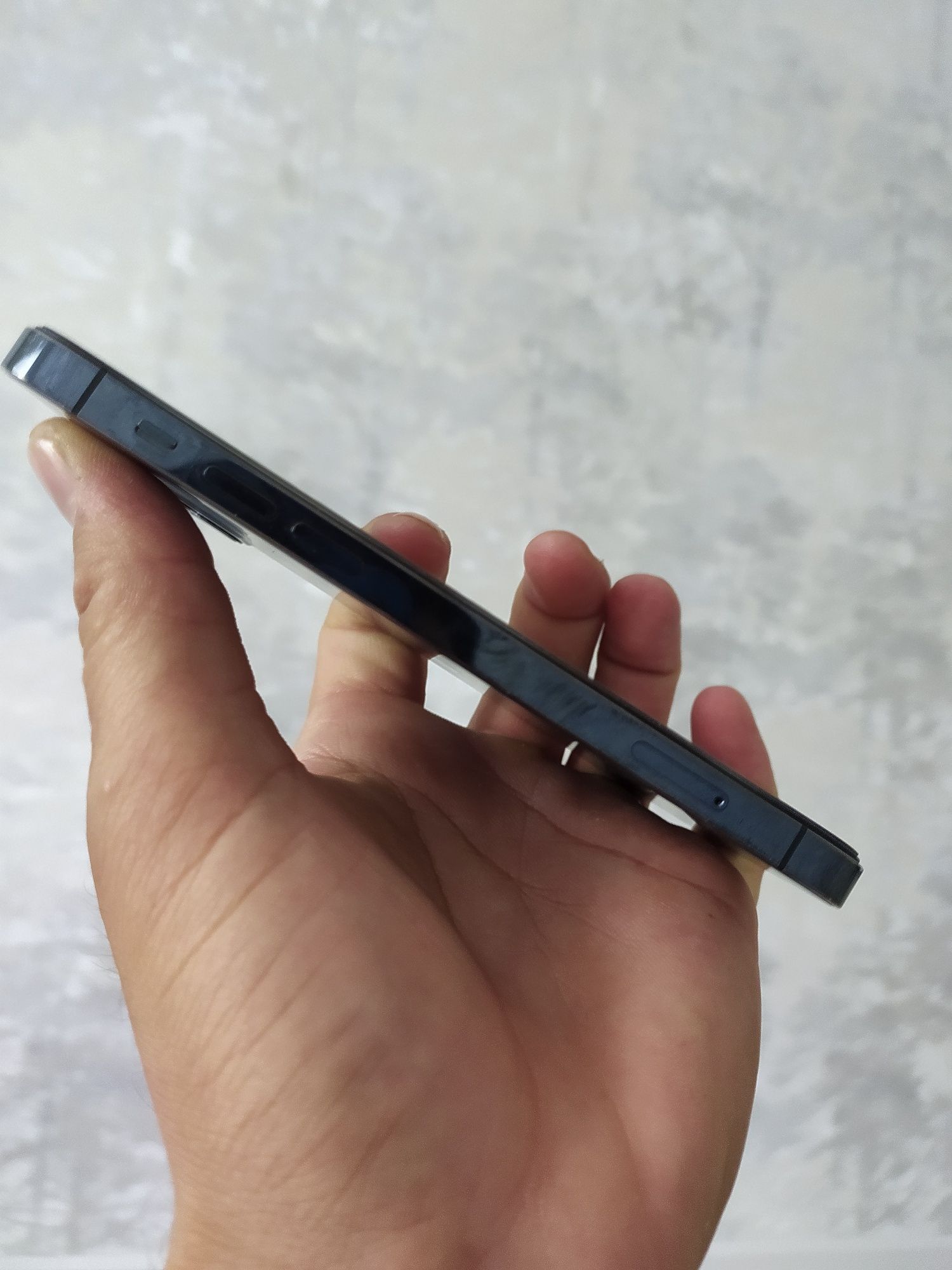 Продаётся  Iphone 12 pro / 128 gb