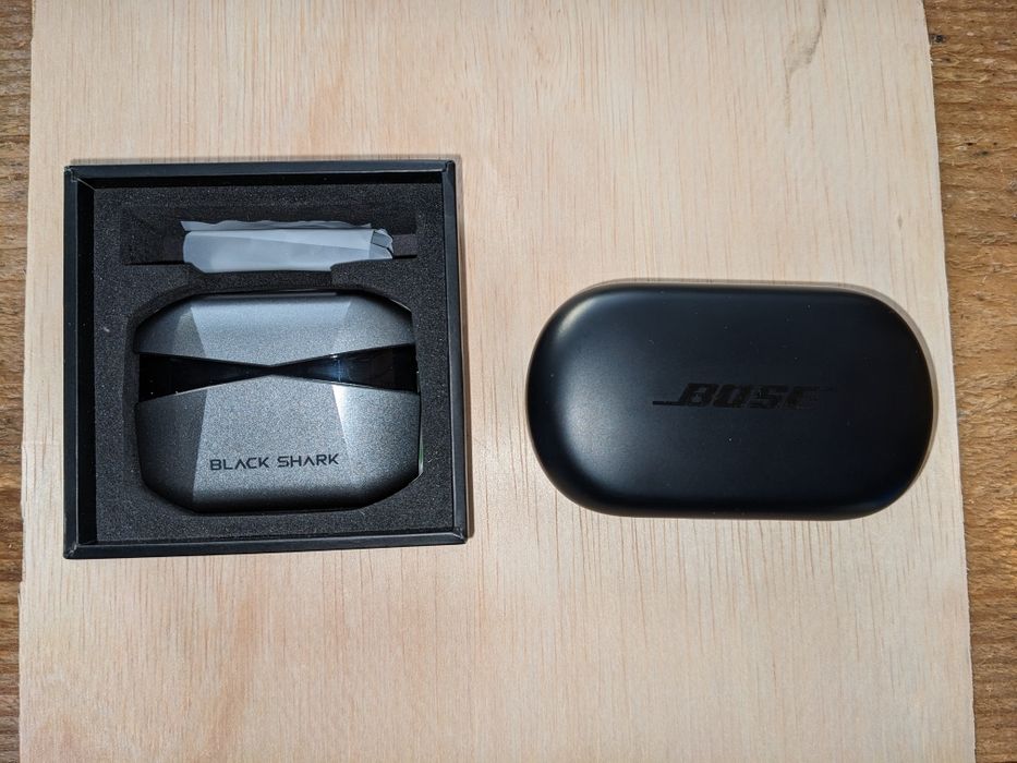 De vânzare căști Bose