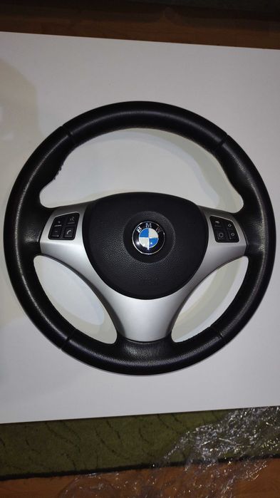 Спортен Волан за BMW E90 E91 E92 E93 E87 E82 E81 E84