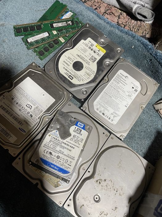 Хард дискове 1TB 400 GB 500GB