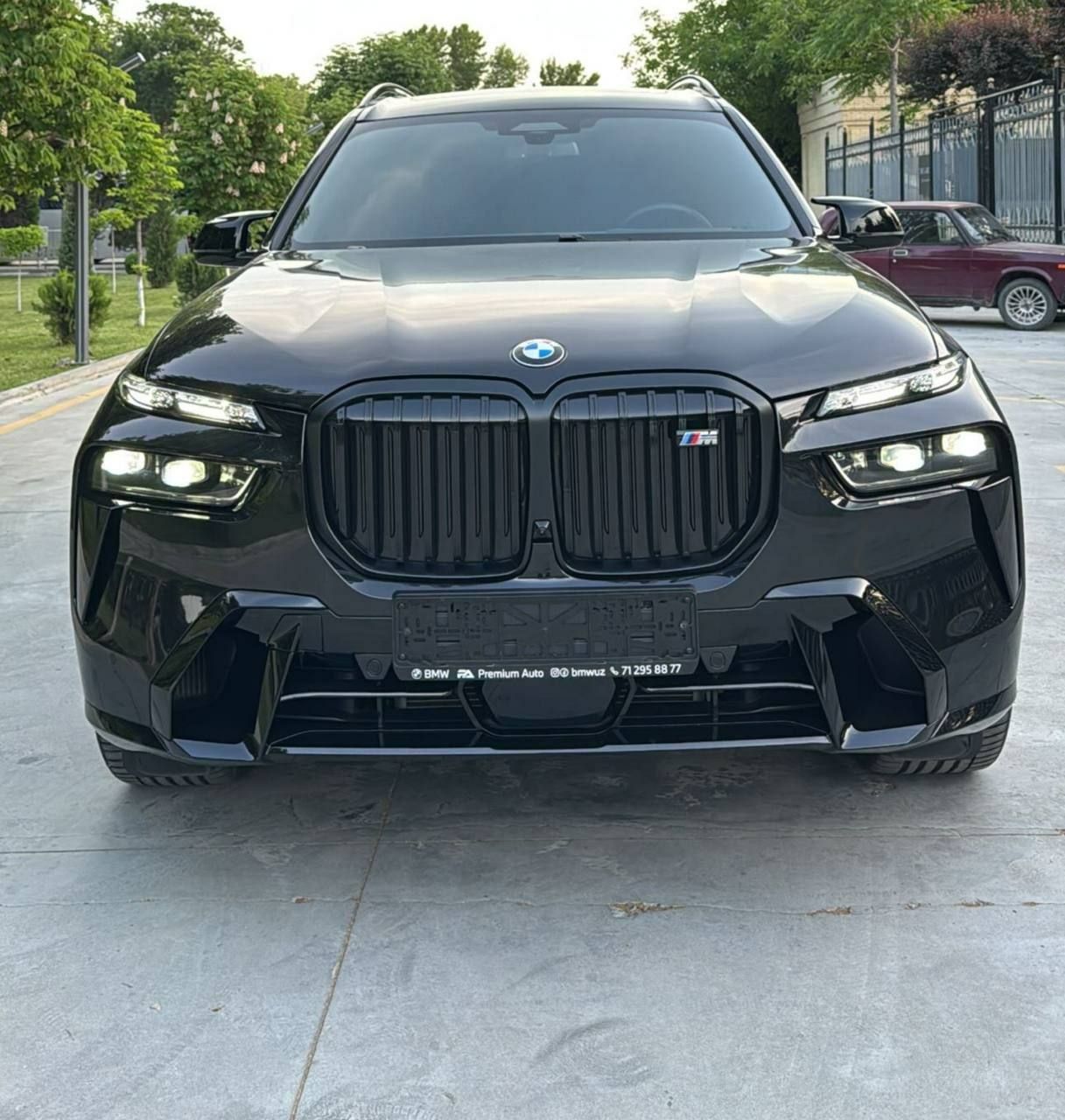 BMW X7 M60 йили 2023