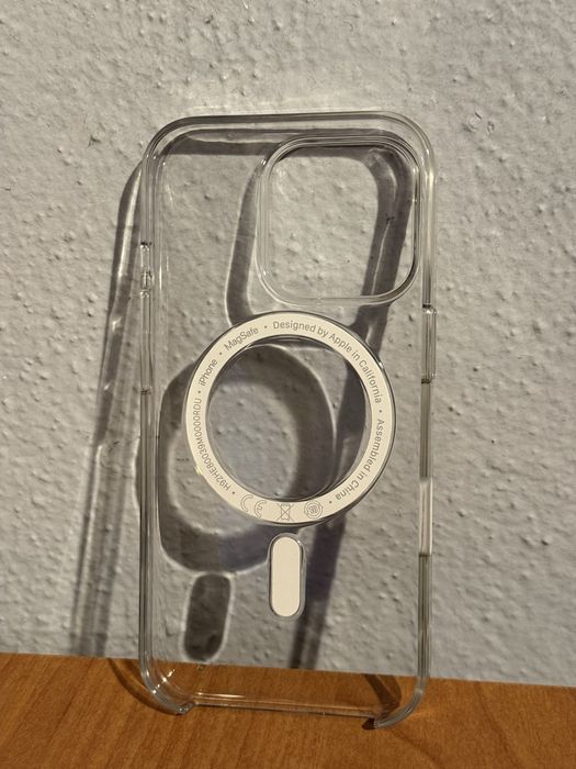 Apple iPhone 16 pro clear case