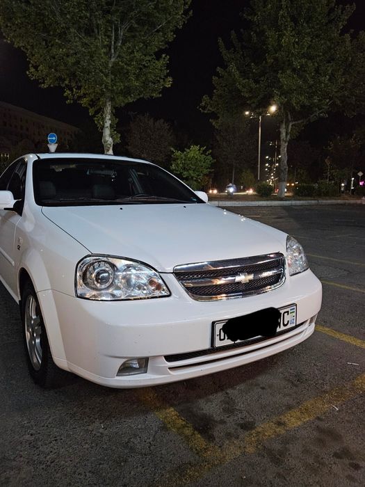 Lasseti 1.8 M/T 2012 holati yaxshi