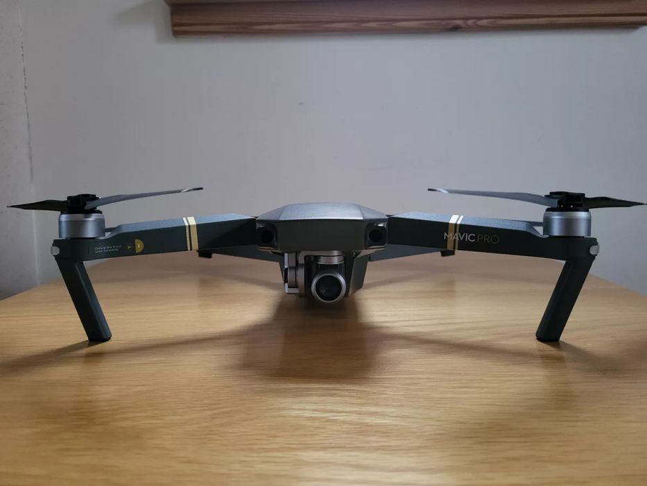Продам дрон DJI Mavic Pro