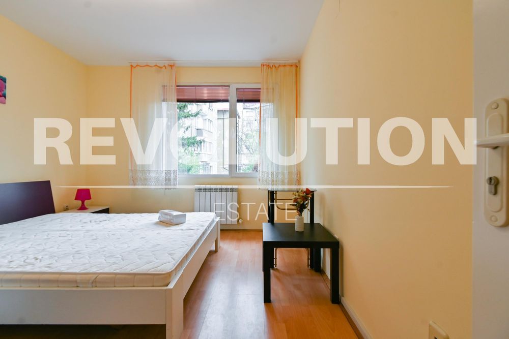 Дава се под наем Двустаен апартамент в София, Център - 60 кв.м за 715 € - Снимка #6