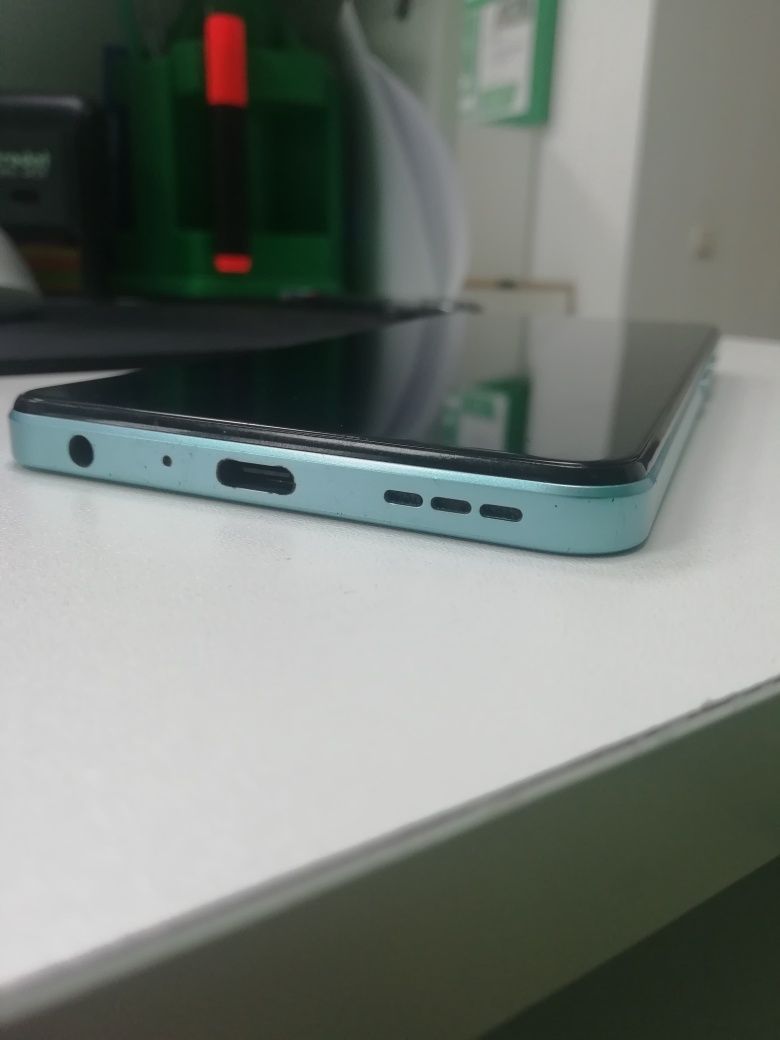 Смартфон Blackwiev Shark 8