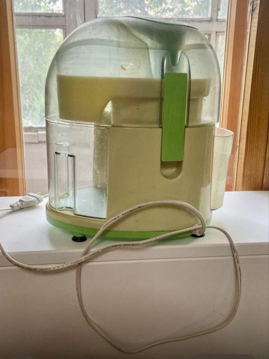 Соковыжималка срочно