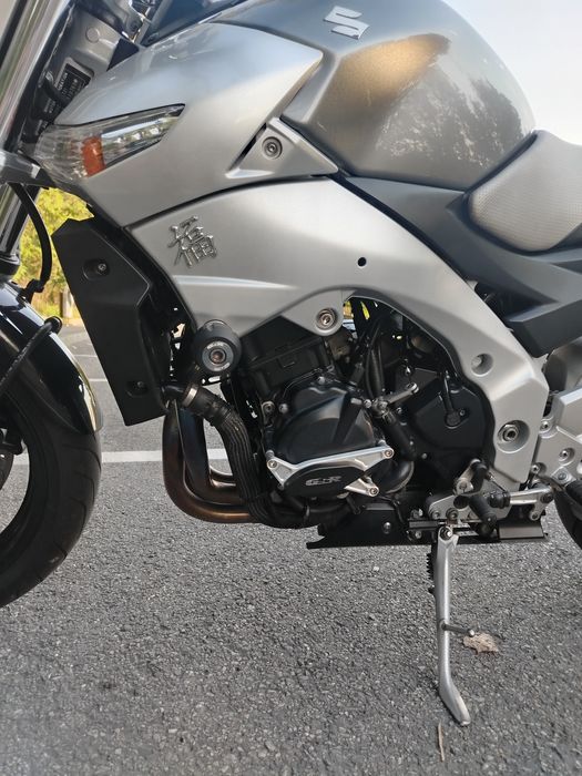 Suzuki GSR 600 R
