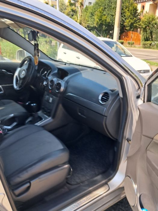 Vând Opel antara