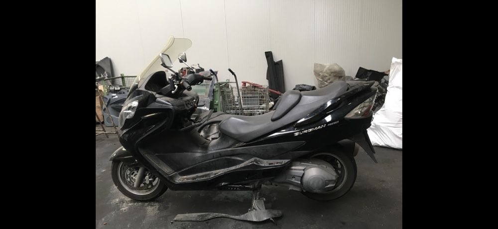 Suzuki burgman 400 an 2008 piese