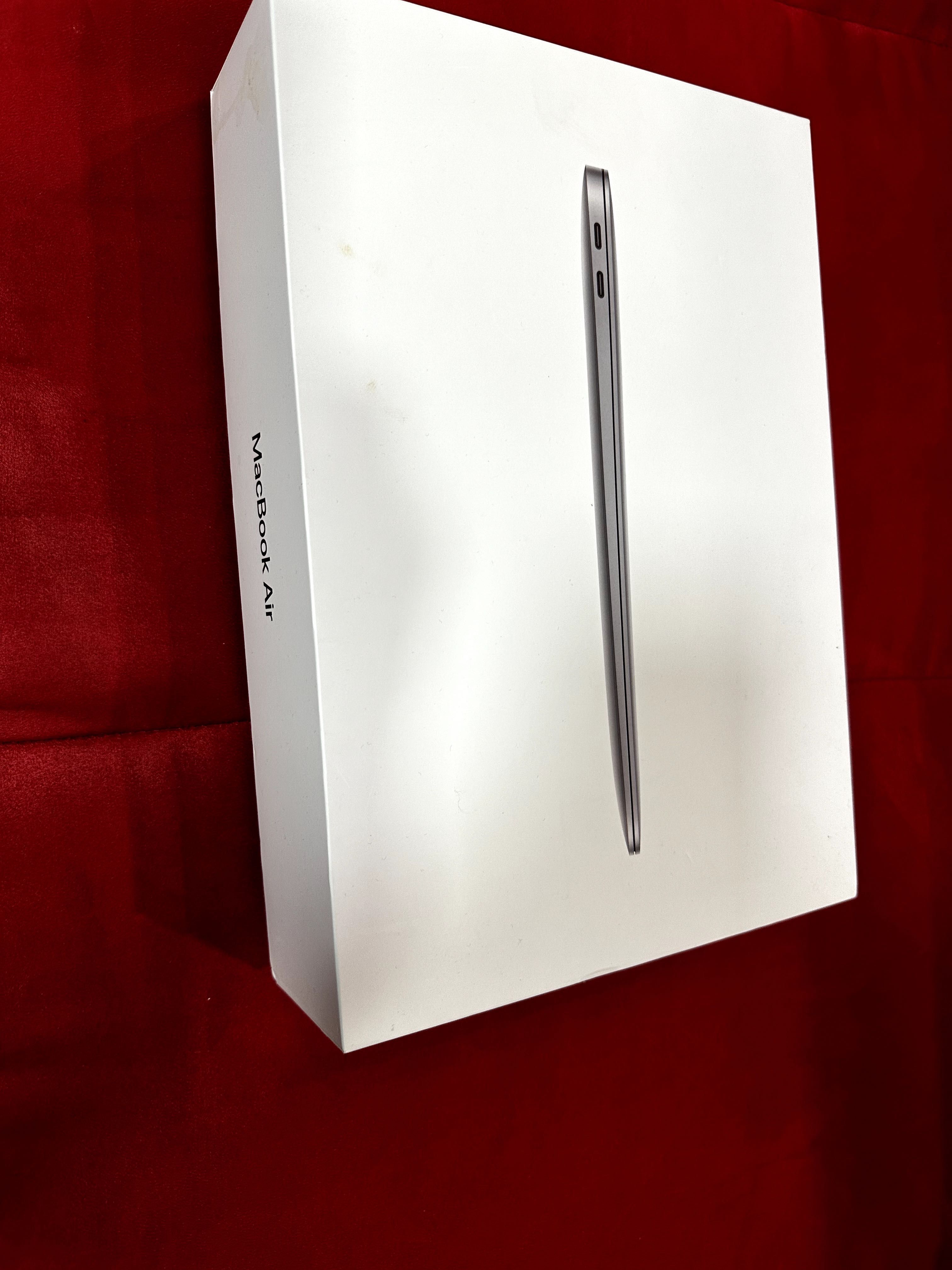 MacBook Air (Retina, 13-inch, 2018)