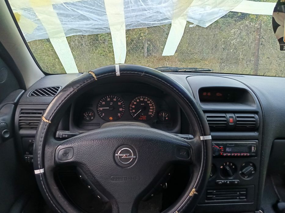 Opel Astra g avariat