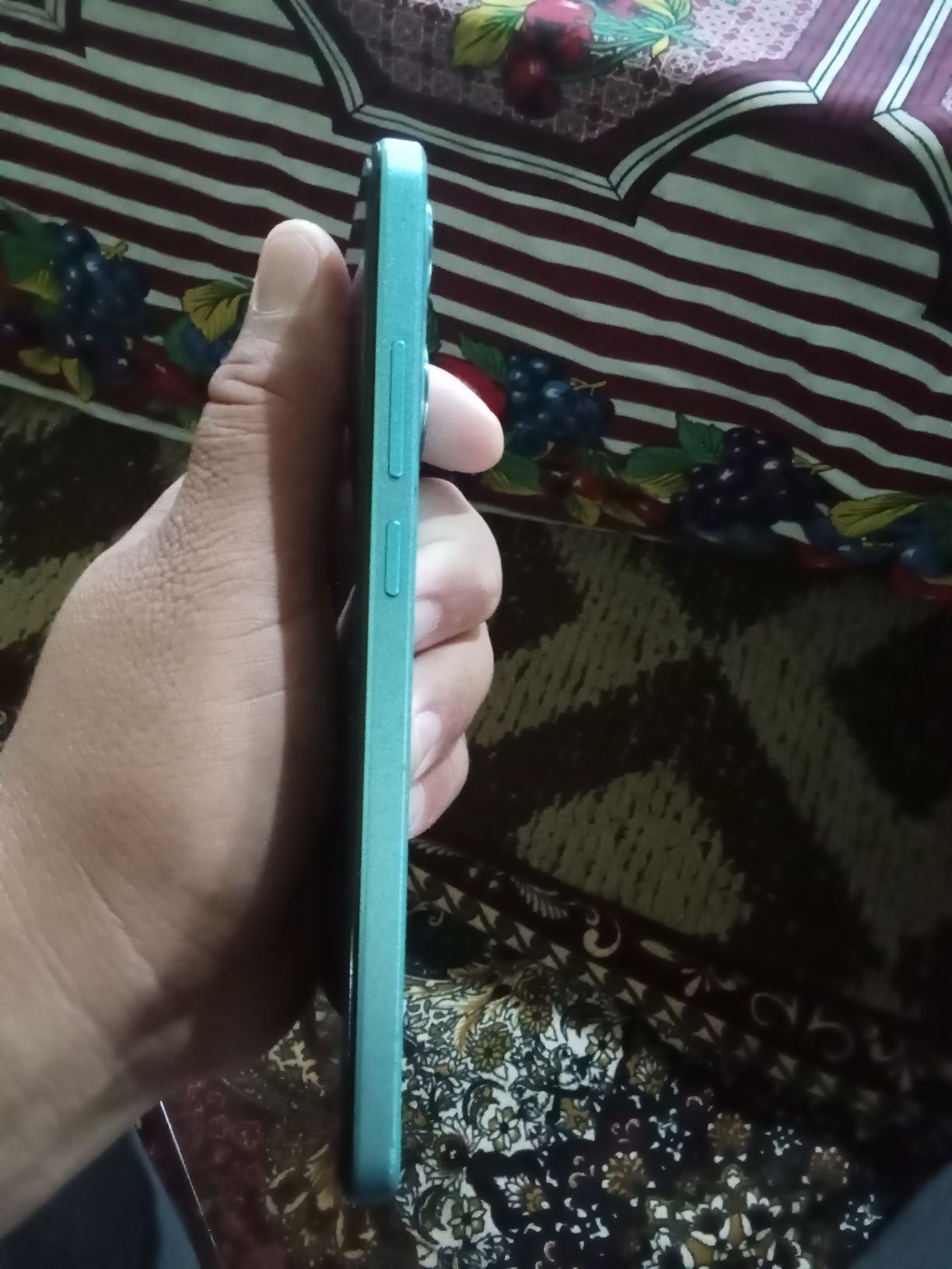 Oppo a58 sotiladi 12/256 gb