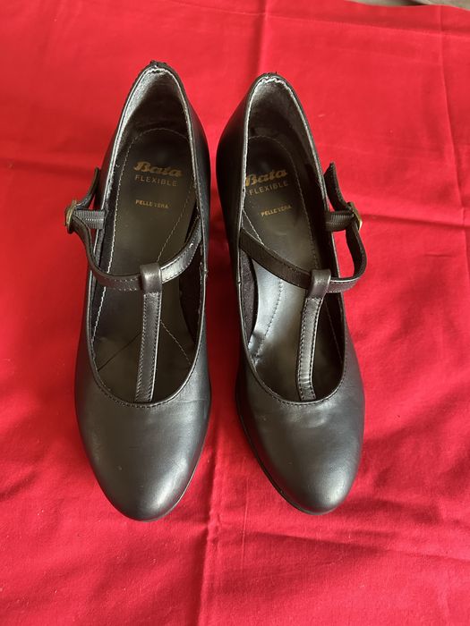 Pantofi Bata - piele naturala