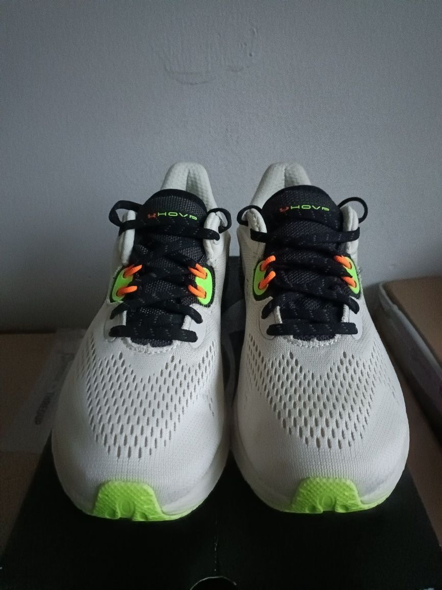 Under Armour UA Hovr Machina 3 номер 40 код 52A