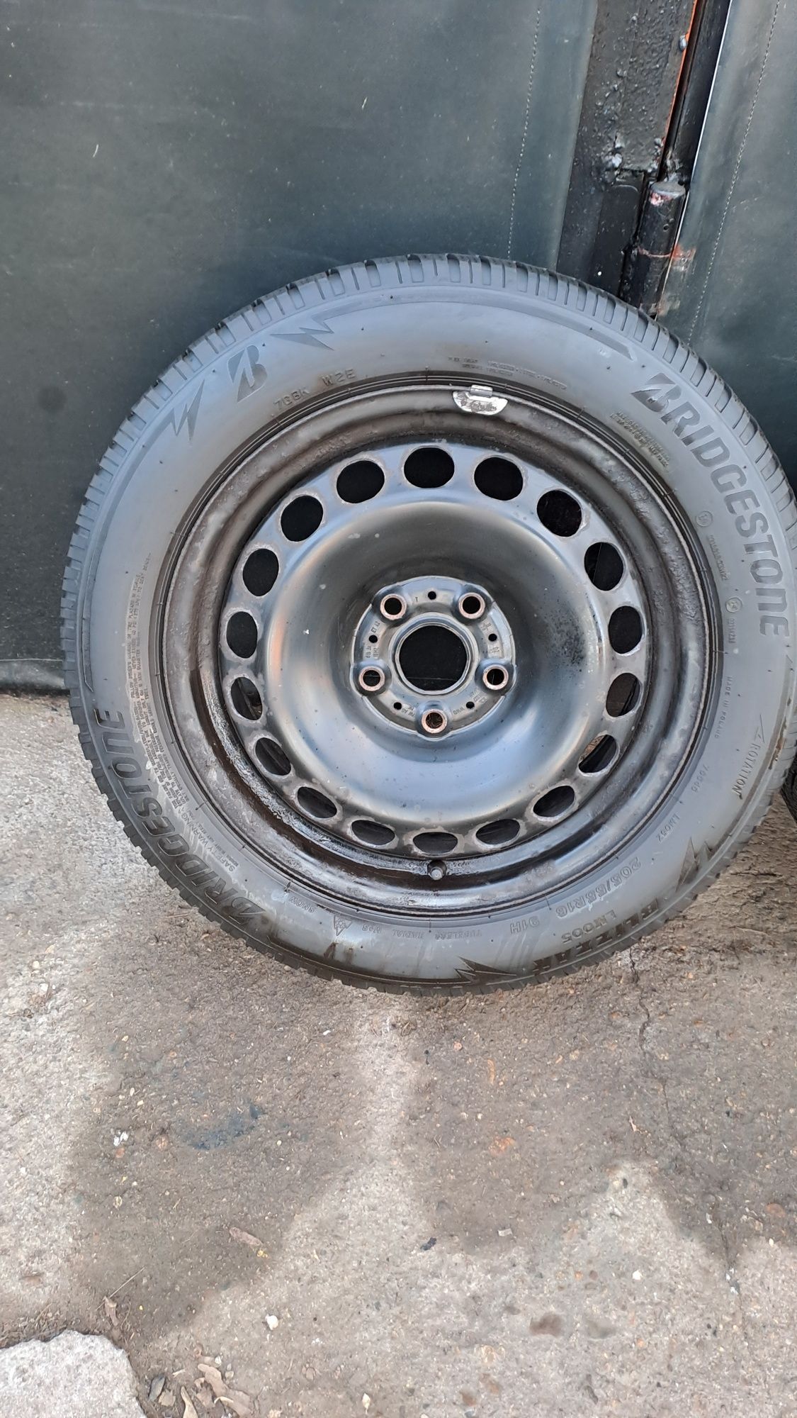 16" 5Х112мм VW, Audi Джанти със Зимни гуми 205/55/16 Bridgestone 5x112