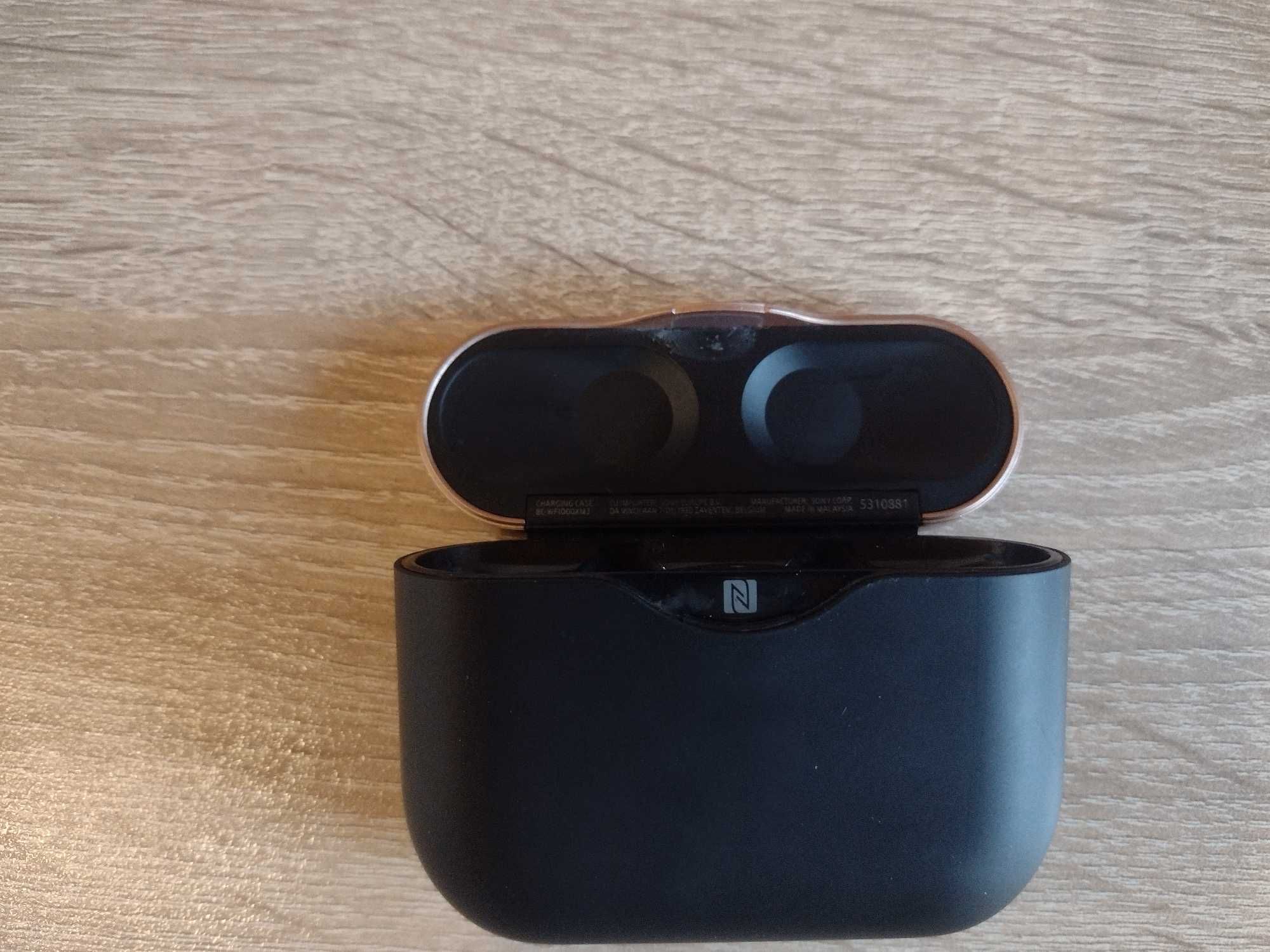 Sony BC-WF1000XM3 зарядна кутия
