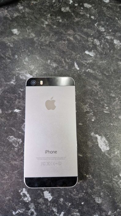 Vand Telefon Apple Iphone 5s Space Grey !! Liber Retea !! la 300lei
