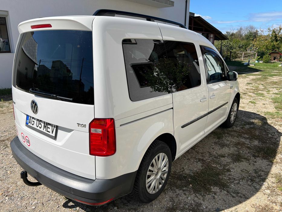 VW Caddy 2017 diesel, n1, 5 locuri