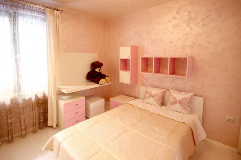 Дава се под наем Тристаен апартамент в Пловдив, Център - 85 кв.м за 435 € - Снимка #4