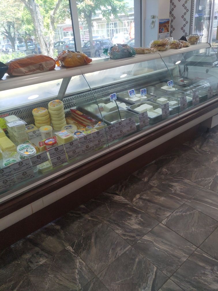 Хладилна витрина хоризонтална 3,80м.