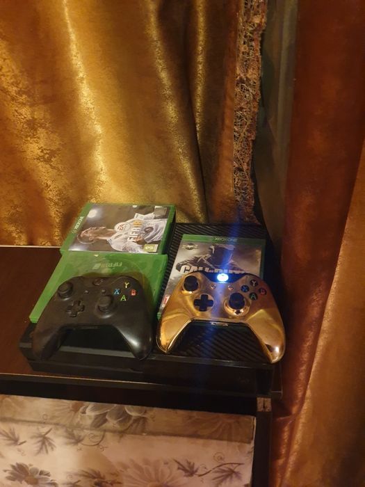 Xbox one 1Tb 12 jocuri