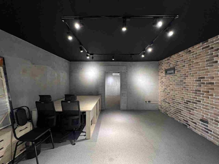 Аренда нежилое помещение 5-ком Дархан  инконель цокольный этаж пустая