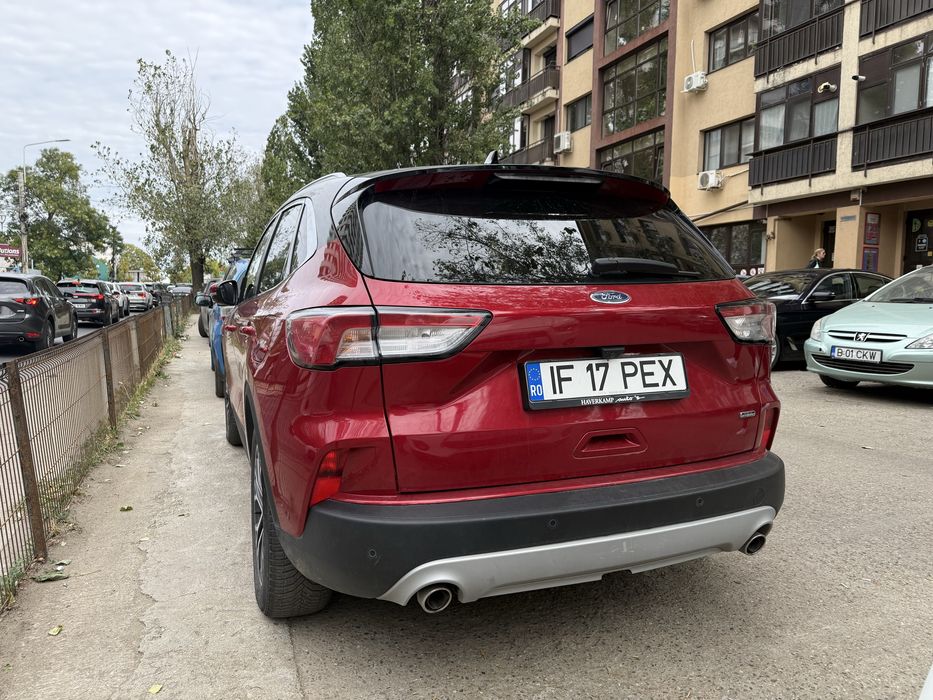 Vand Ford Kuga FULL plug in hybrid automat impecabil inmatriculat