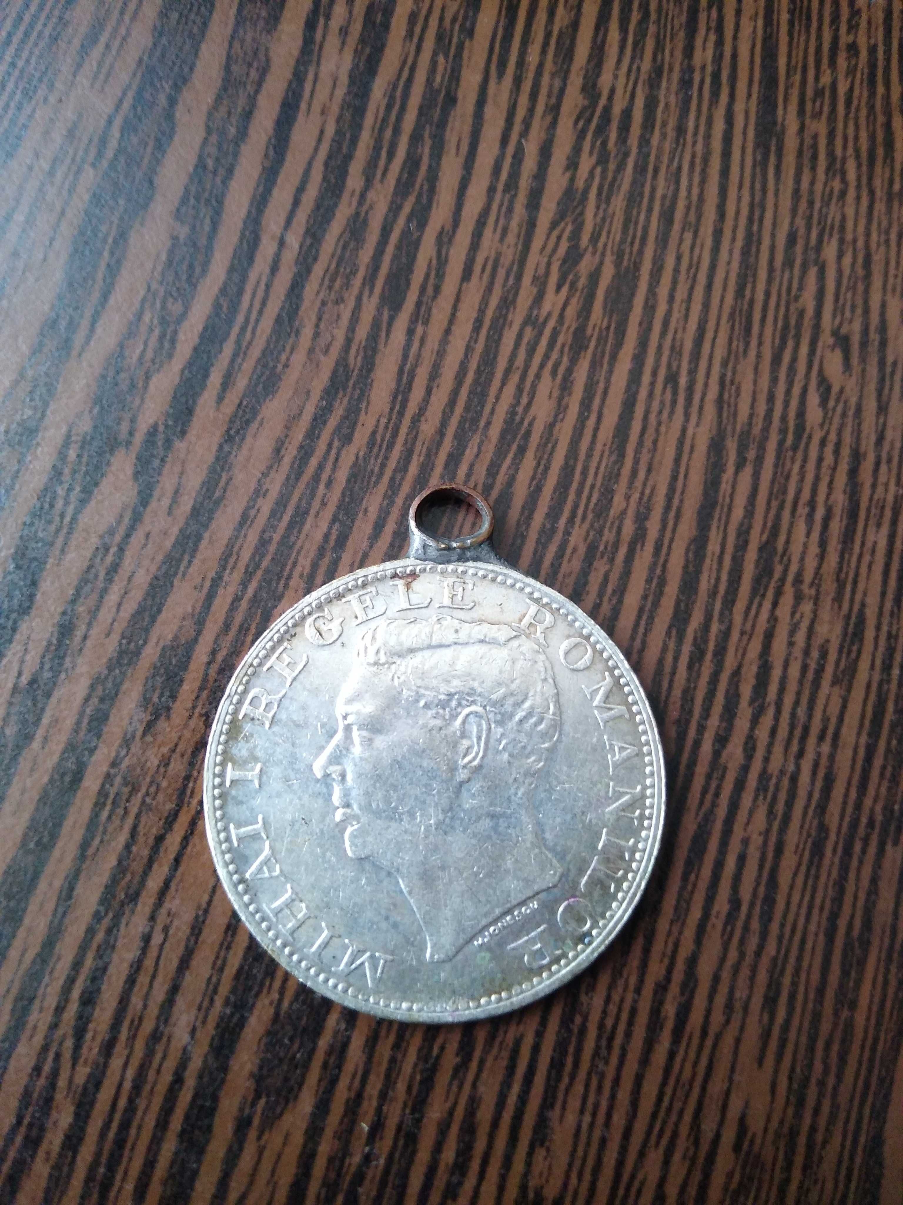 3 monede valoroase, an emitere 1914, 1943 respectiv 1944