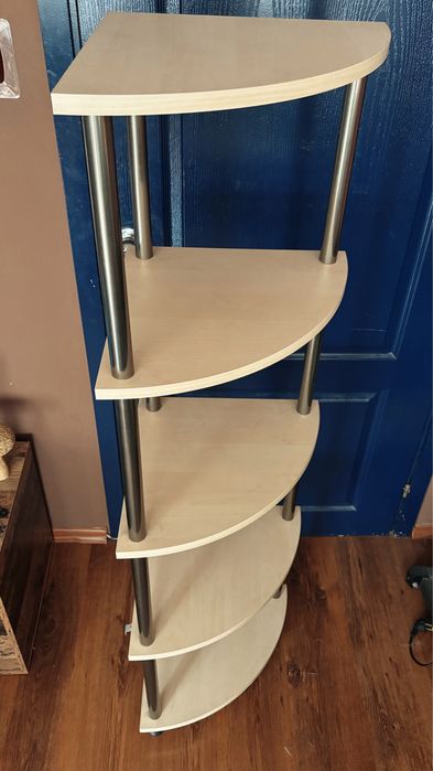 Ъглова етажерка за интериор светло дърво