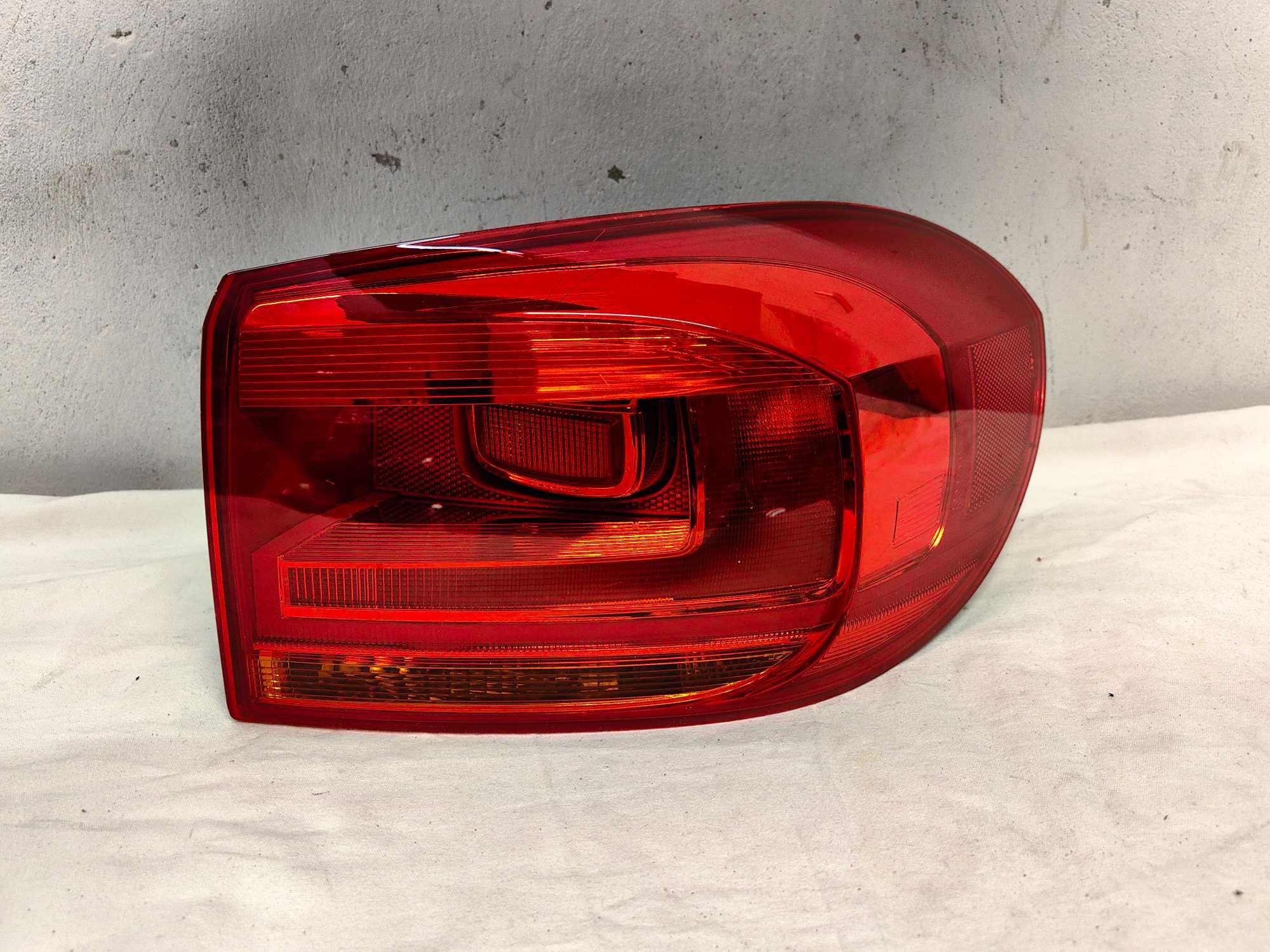 Оригинален стоп Vw Tiguan Face