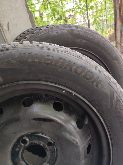 Vând roti Dacia Renault complete iarna Hankook icept 3 dot 2024 185/65