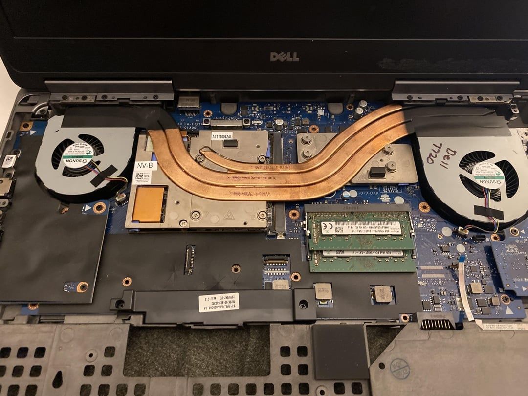 Dezmembrez Dell Precision 7720, Precision 5520 orice piesa
