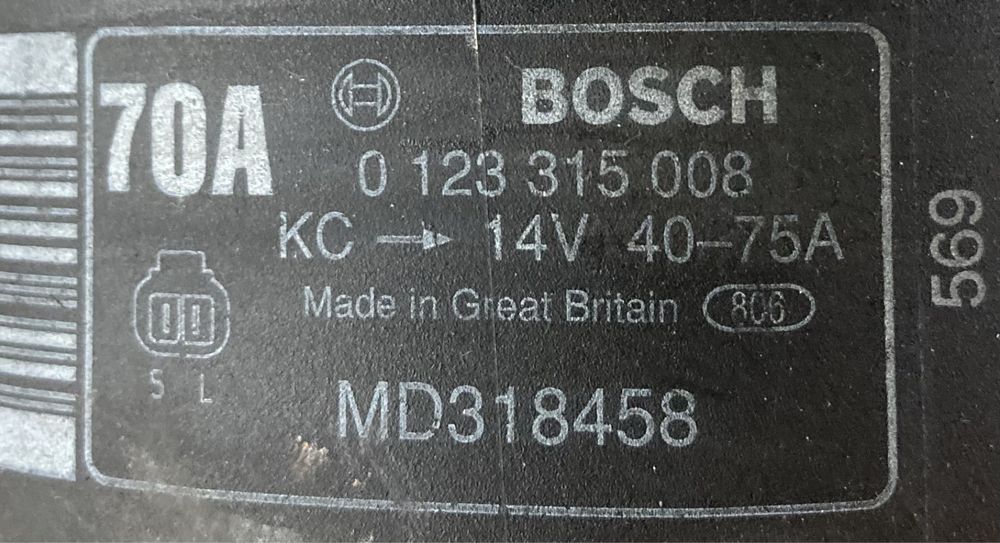 Mitsubishi carizma 1.6i 2002 година Динамо