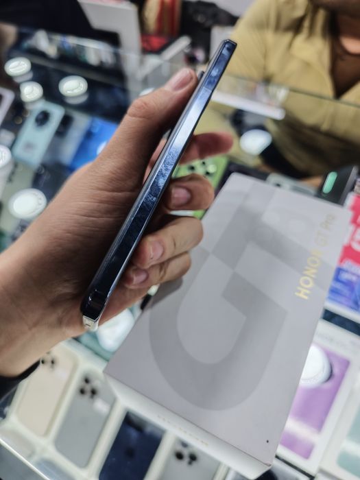 Honor GT Pro 16/512 sotiladi