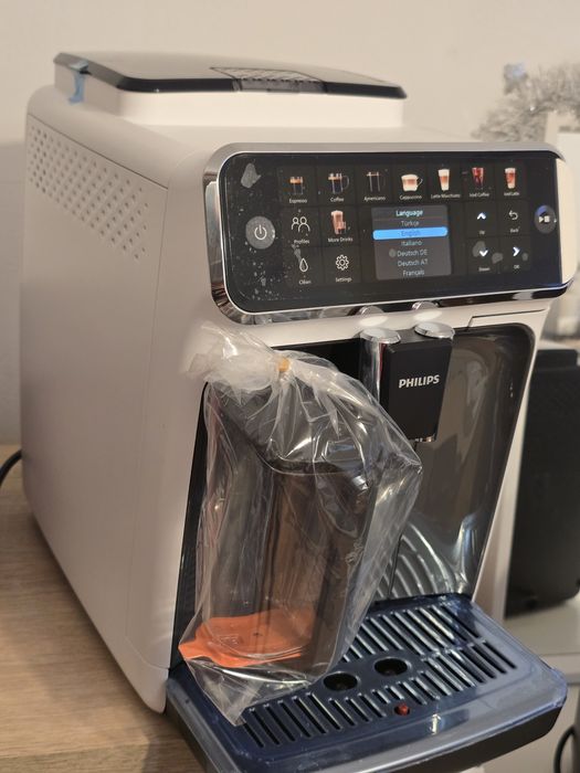 Espressor Philips LatteGo 5500