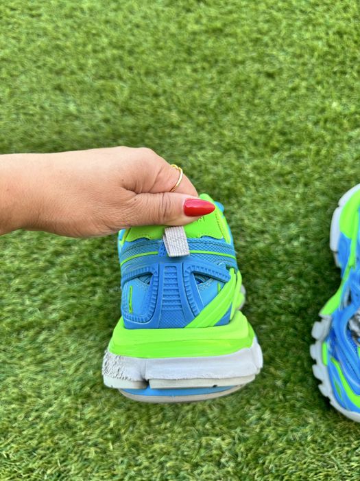 Balenciaga Track2 barbati