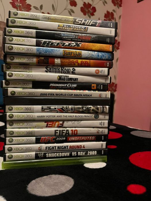 Vând Xbox 360 arcade(cu,cutie)