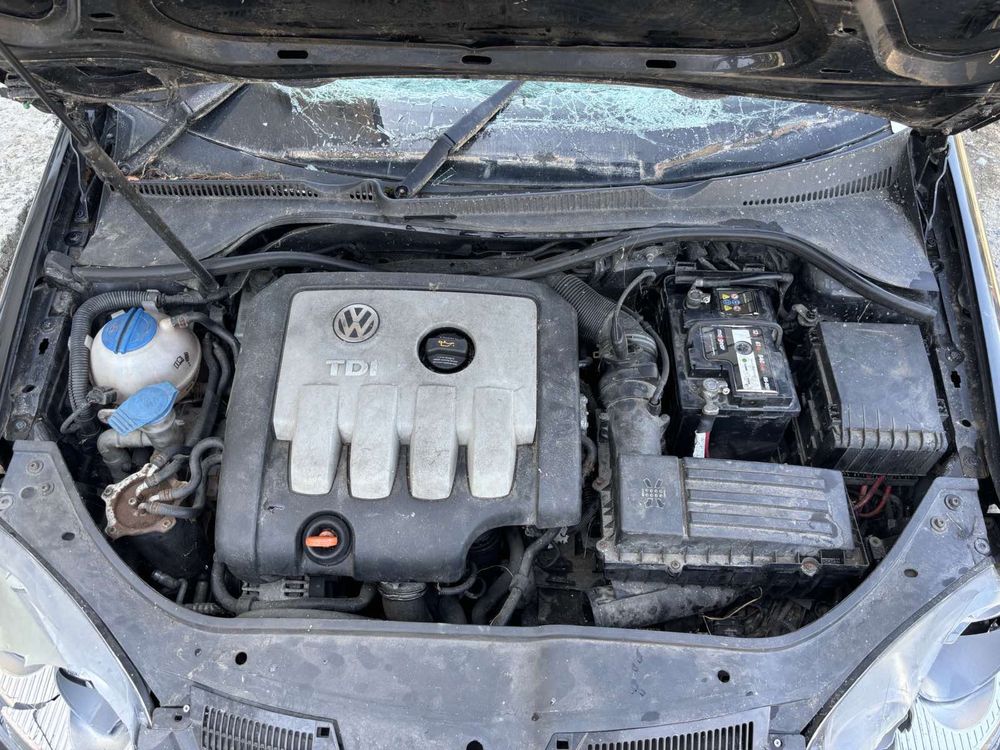 Vw Golf 5 2.0 TDi *BKD* Голф 5 2.0 ТДи на-части!