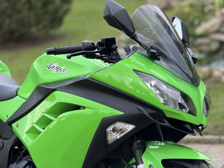 Kawasaki Ninja 300 Akrapovic A2/A~IMPECABIL!~(nu 250 400 650 yamaha)