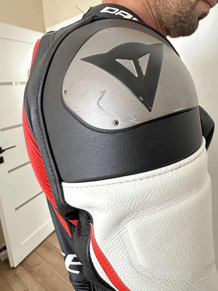 Dainese Laguna Seca 4  2 части номер 50