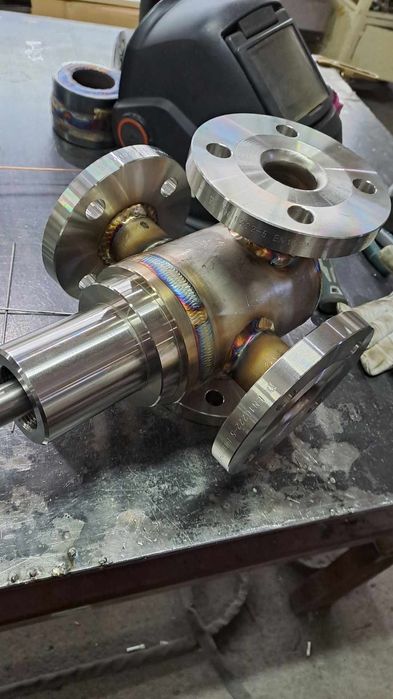 Опитен Аргон специалист – прецизна работа.