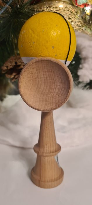 Vând Kendama Krom