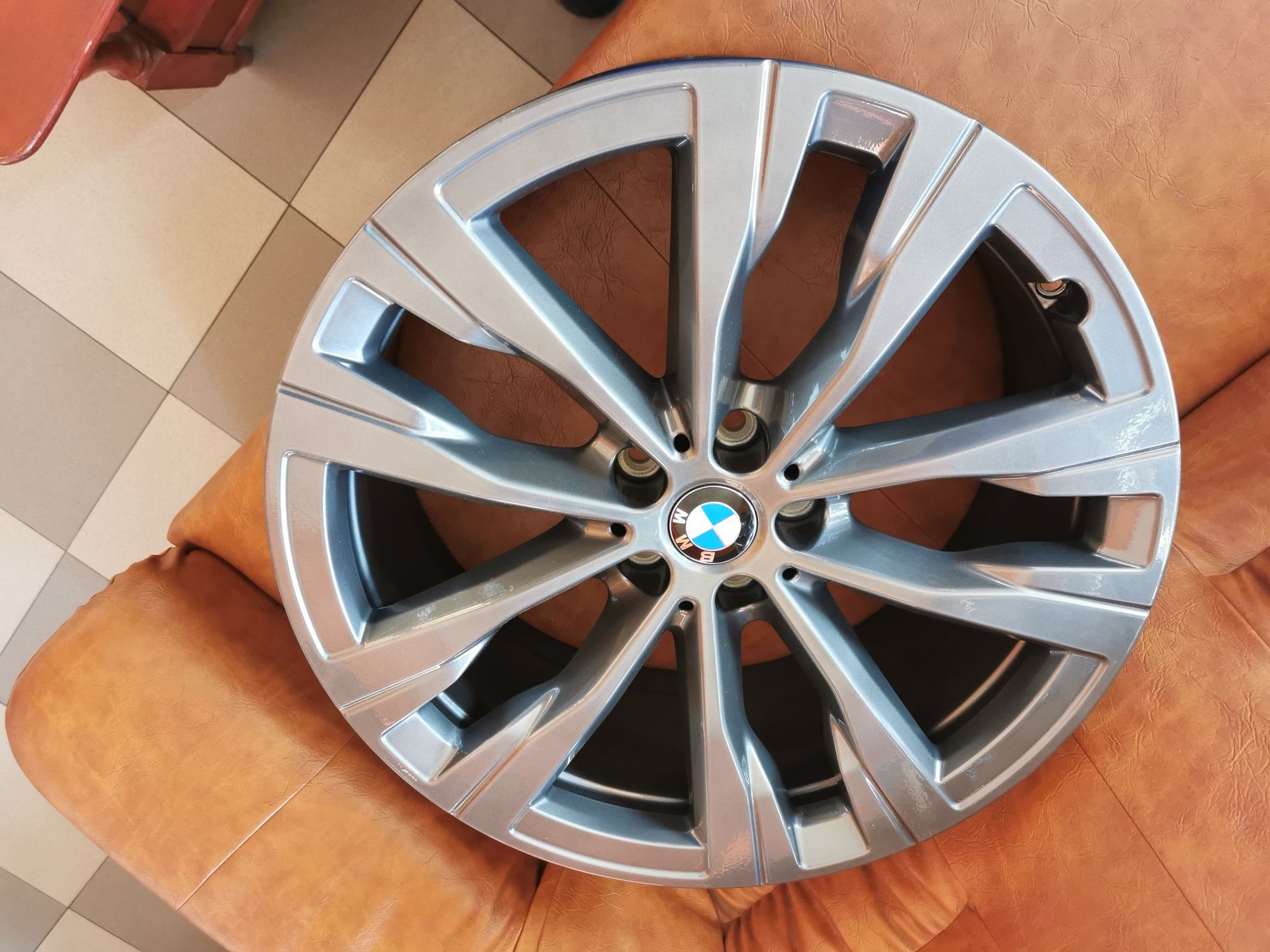 Vand jante de aliaj originale bmw pentru X5, X6, X7 pe 20