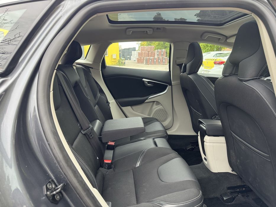 Volvo V40,   1.6 diesel,  Euro5