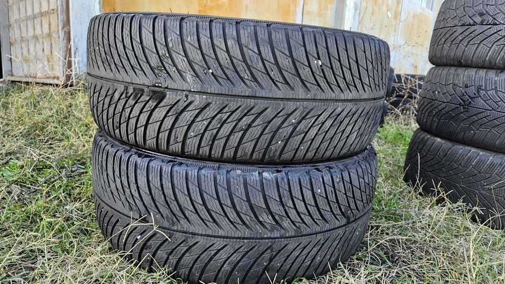 2бр гуми 245 45 18 дот 23 мишелин