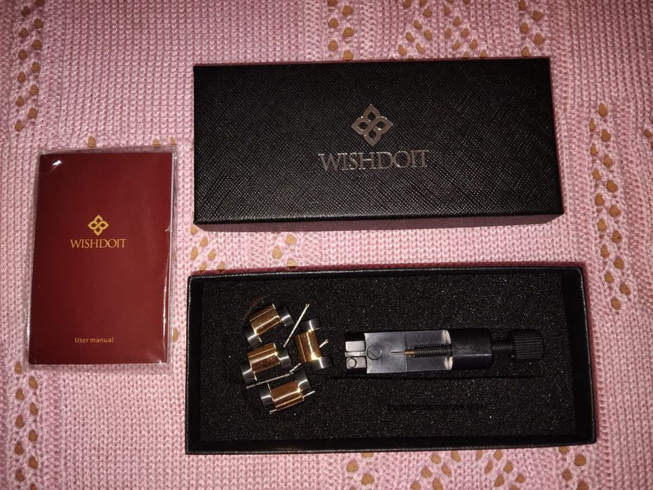 Пррдам часы в отличном состоянии