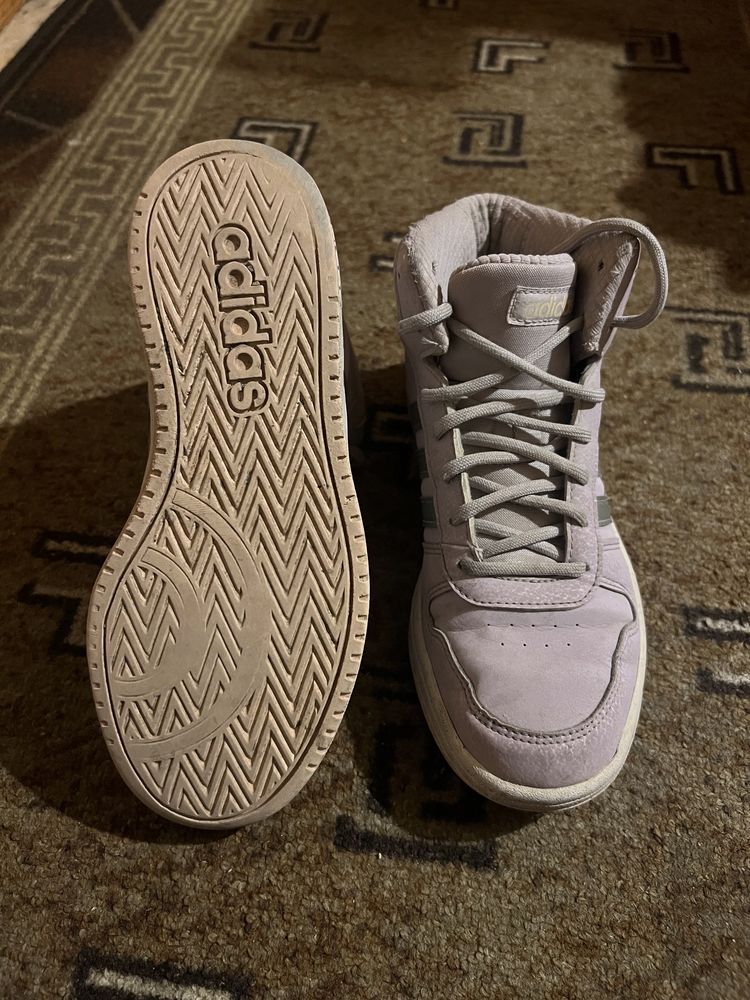 ADIDAS високи кецове
