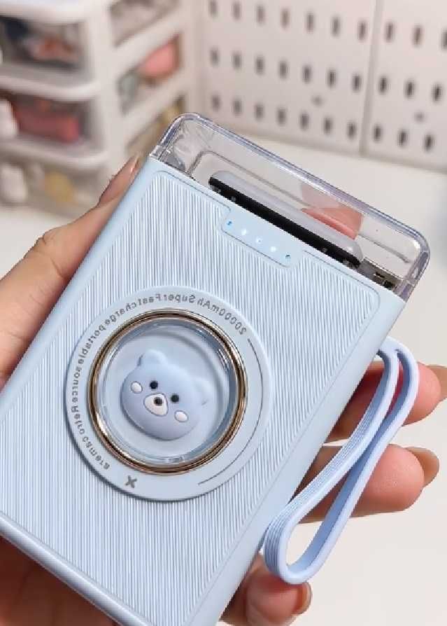 Компактна Външна Батерия Power Bank с вградени 4 кабела, 10000 mAh